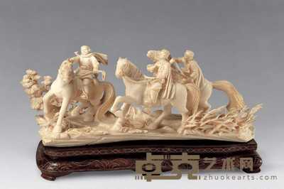 现代 象牙雕铁骑英姿摆件 长22.5cm